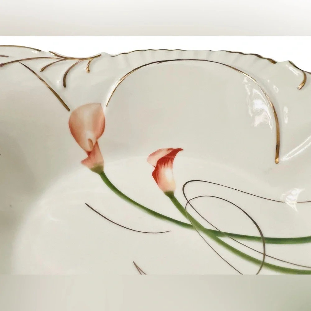 Santino Collection Italian Porcelain Floral Handled Bowl – Calla Lily Design